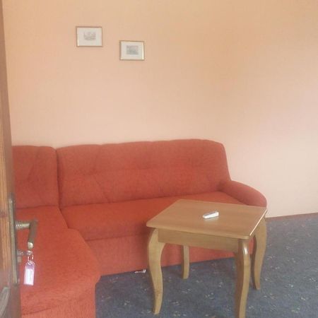 Regina'S Guesthouse Balçık Dış mekan fotoğraf
