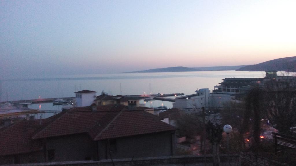 Regina'S Guesthouse Balçık Dış mekan fotoğraf