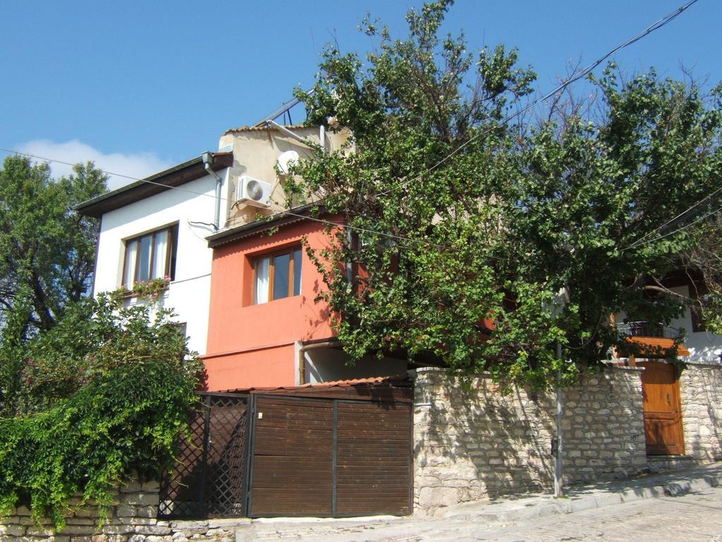 Regina'S Guesthouse Balçık Dış mekan fotoğraf