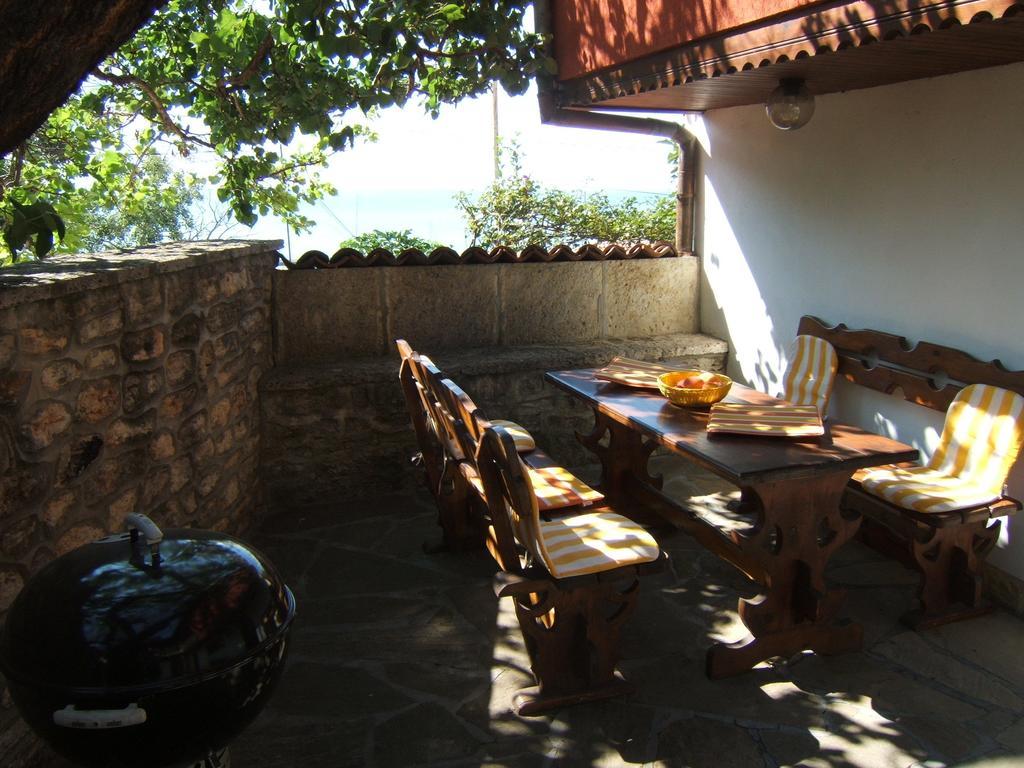 Regina'S Guesthouse Balçık Dış mekan fotoğraf